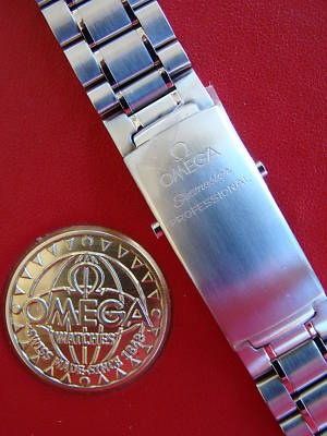 Omega_bracelet1.jpg